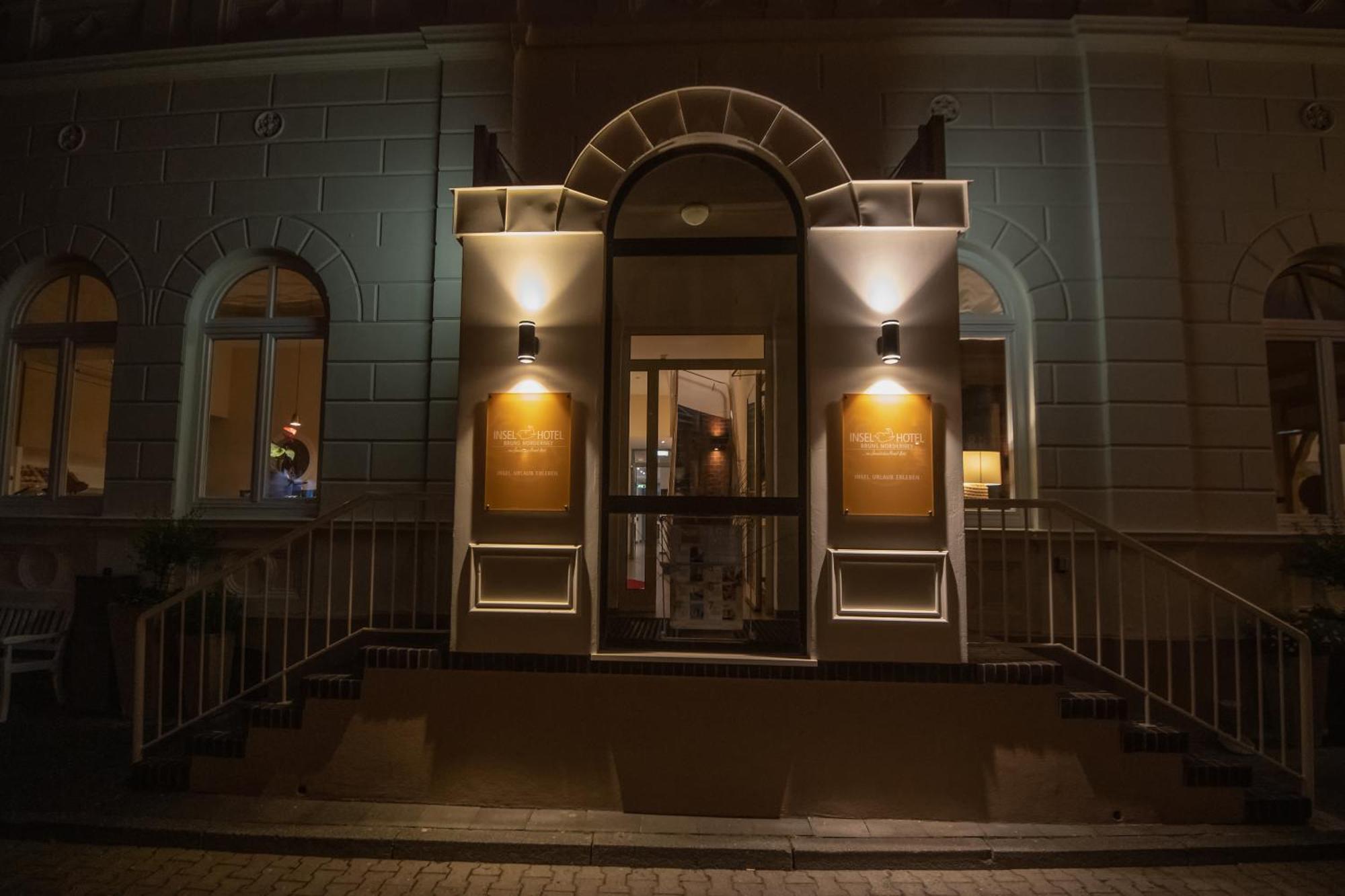 Inselhotel Bruns Нордерней Экстерьер фото